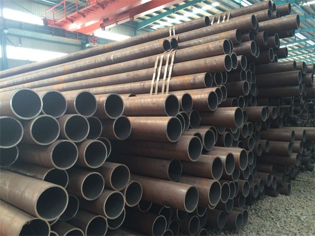 新疆化肥设备用高压无缝钢管