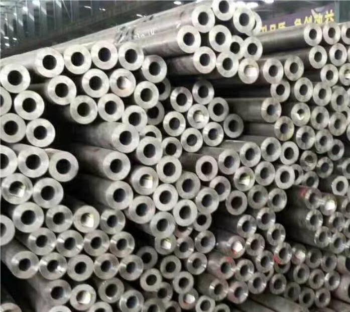 新疆GB8162结构用无缝钢管