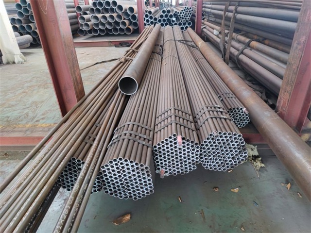 新疆15crmog无缝钢管