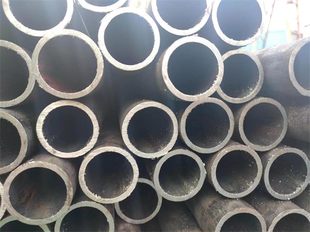 新疆45#无缝钢管多少钱