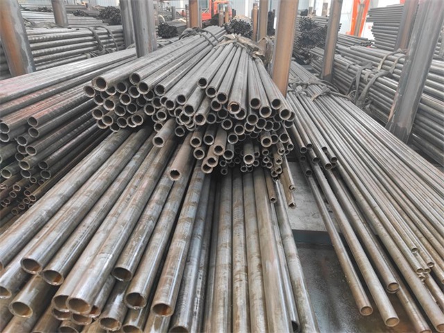新疆精密无缝钢管批发