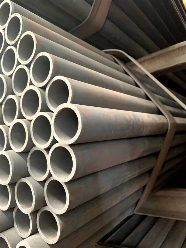 新疆35#结构无缝钢管