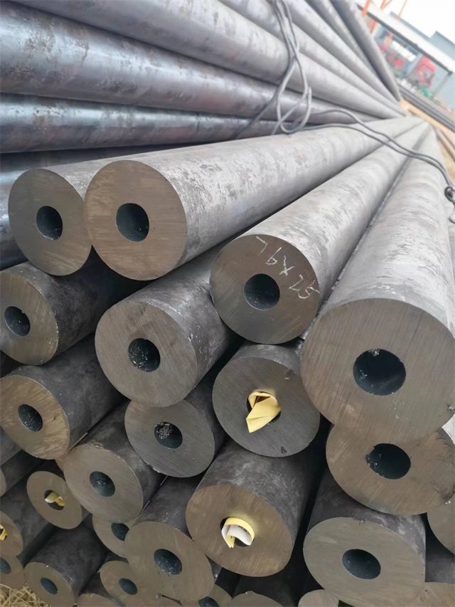新疆15crmo无缝钢管