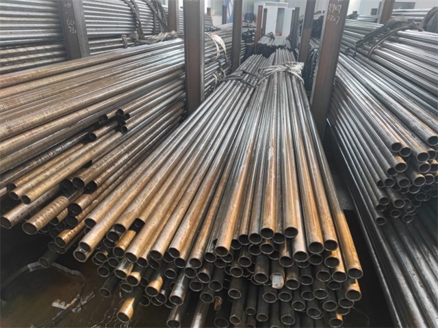 新疆35CrMo精密无缝钢管