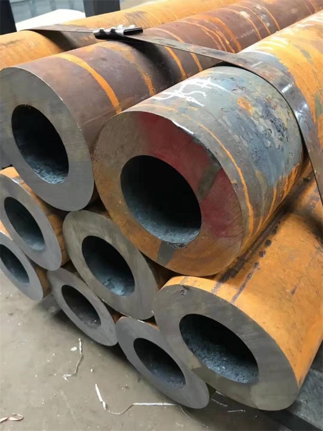 新疆定做厚壁无缝钢管报价