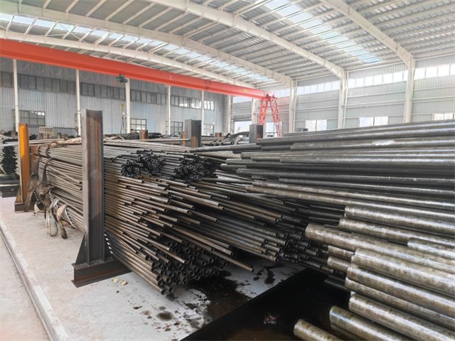 新疆12crmov精密无缝钢管