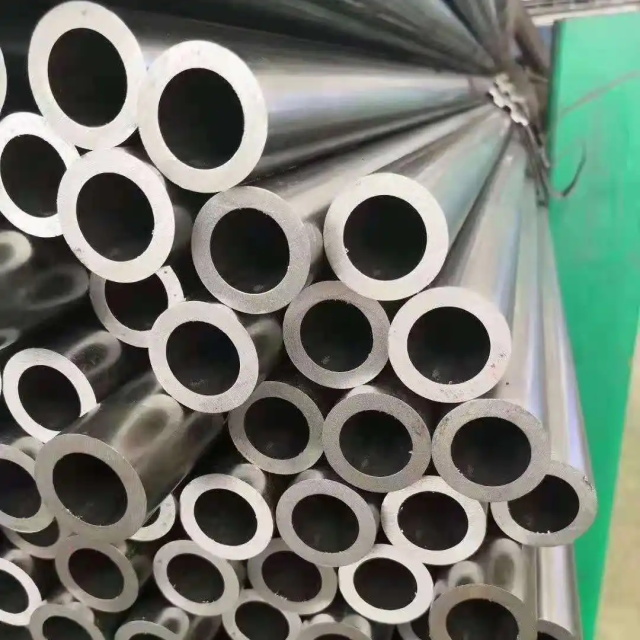 新疆精密无缝钢管型号表